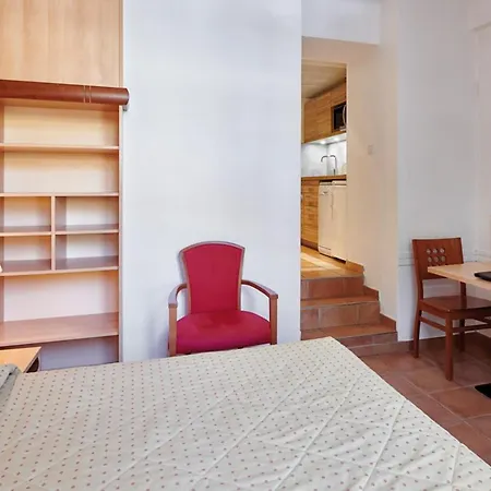 Scenic Le Mediterranee - 2 People Ground Floor Studio For Reduced Mobility Daire Saint-Raphaël