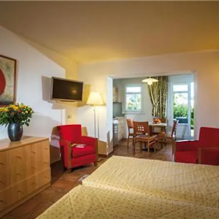Scenic Le Mediterranee - 2 People Ground Floor Studio For Reduced Mobility Daire *